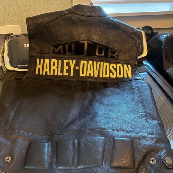 Men’s passing Link, leather Harley Davidson vest - Picture 4 of 4